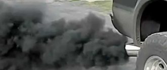 черный дым дизельного мотора на авто